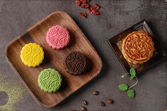 月餅全自動刷蛋機，提高產品產量，提升產品檔次！